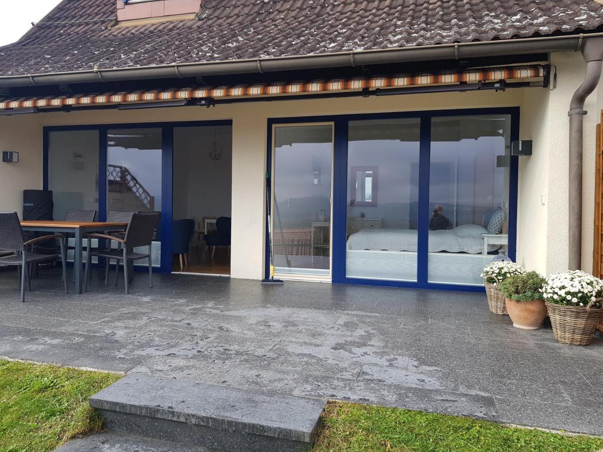 Ferienwohnung Blick über Krems mit Terrasse Exterior foto