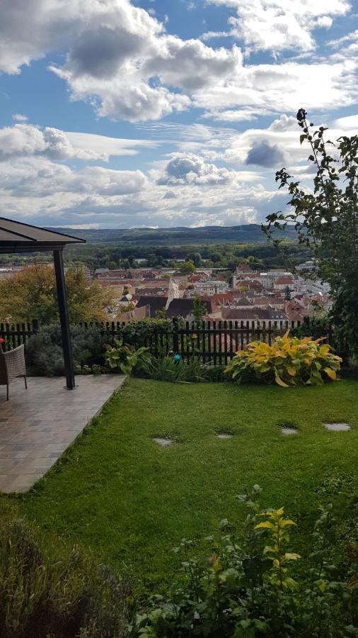 Ferienwohnung Blick über Krems mit Terrasse Exterior foto